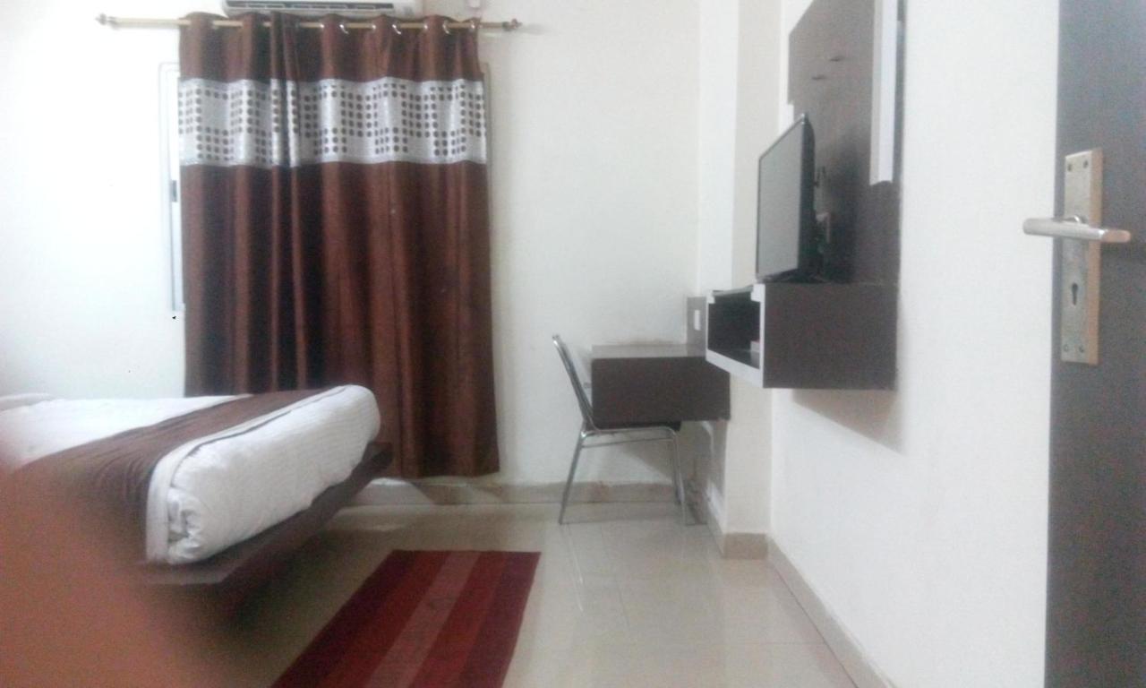 Hotel Priya Palace 兰契 外观 照片